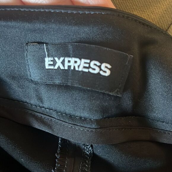 EXPRESS Black High Waist Wide Leg Satin Pleated Pant, size 16S (SHORT) - Picture 8 of 10